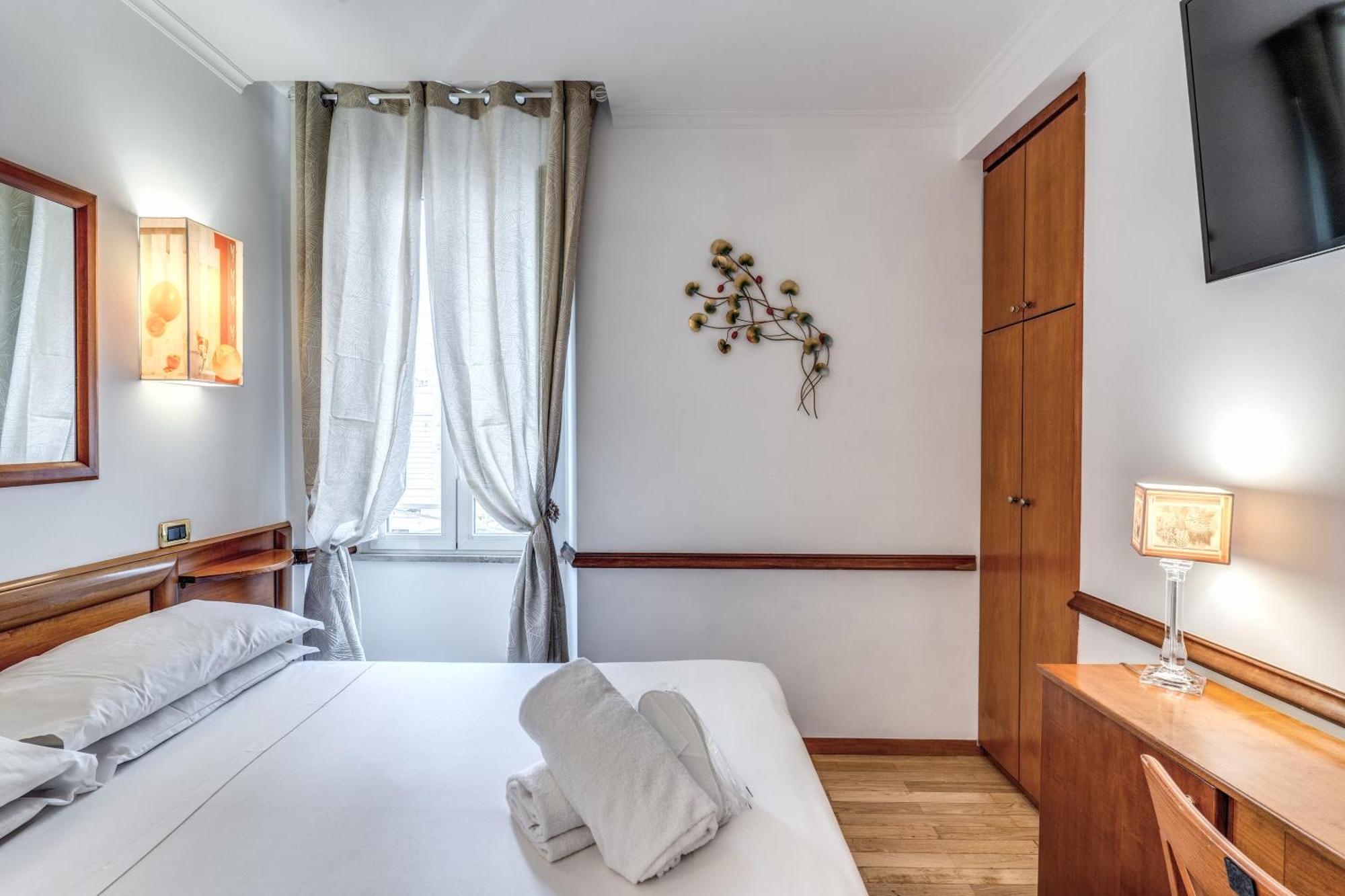 Hotel Santa Prassede Roma Exterior foto